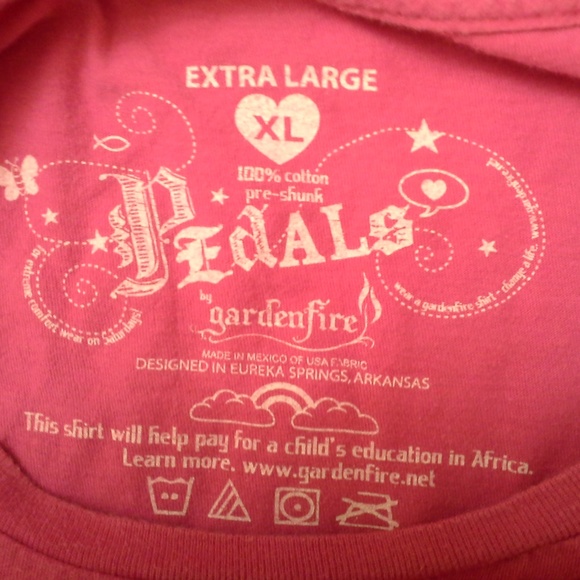 Pedals Pink T-shirt with Cross Graphic Sz XL - Picture 5 of 6